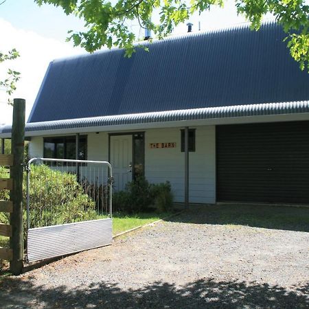 The Barn In Turangi Villa Екстериор снимка