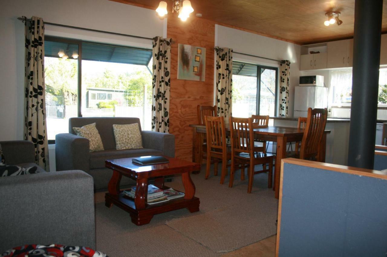 The Barn In Turangi Villa Екстериор снимка