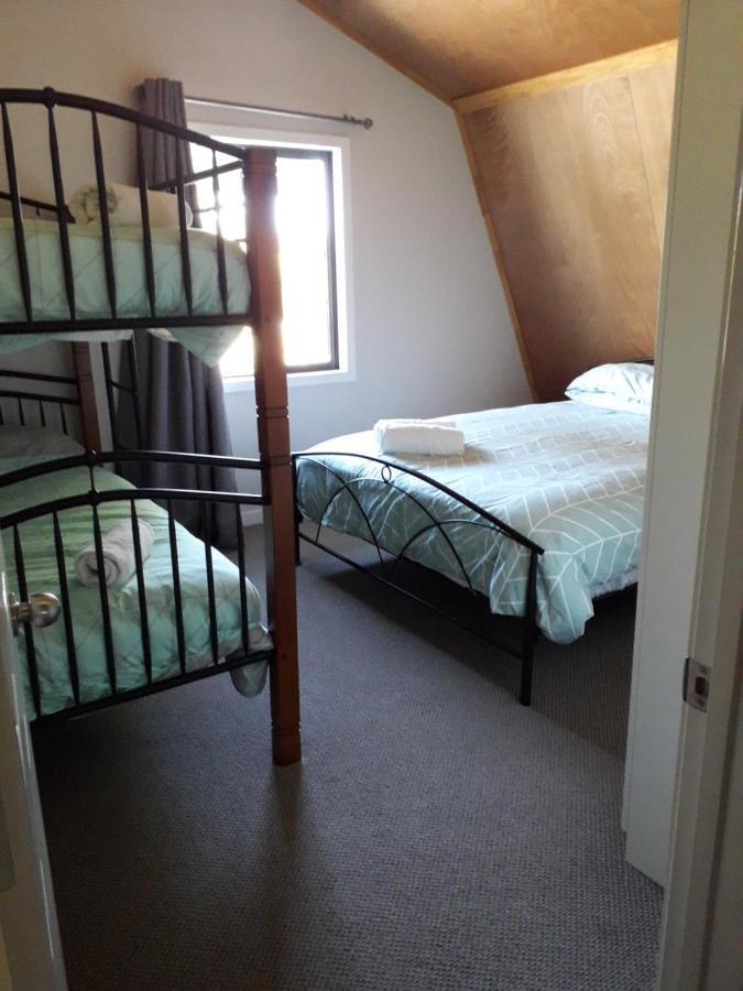The Barn In Turangi Villa Екстериор снимка