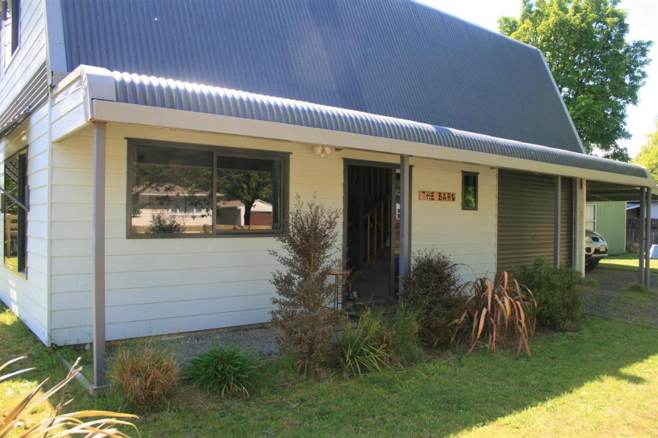 The Barn In Turangi Villa Екстериор снимка